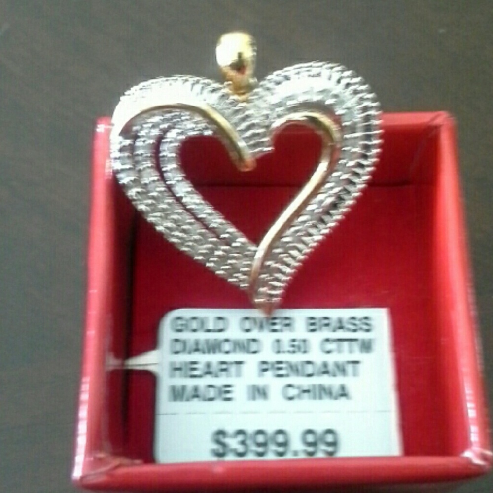 Diamond pendant